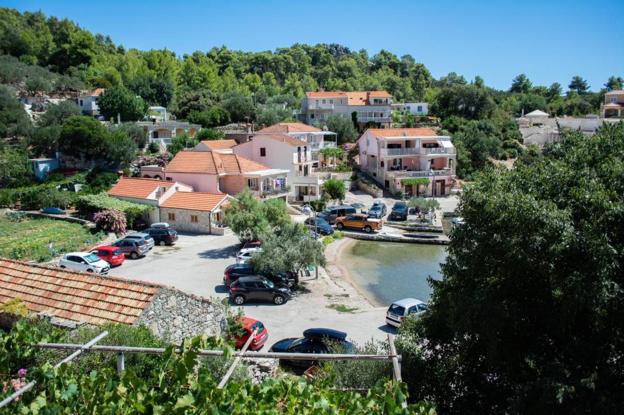 Stone House Dioniz Villa Brnistrova Exterior photo